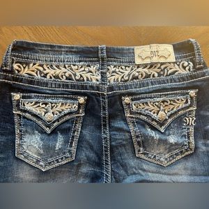 Miss Me Jeans  size 30 mid rise curvy boot